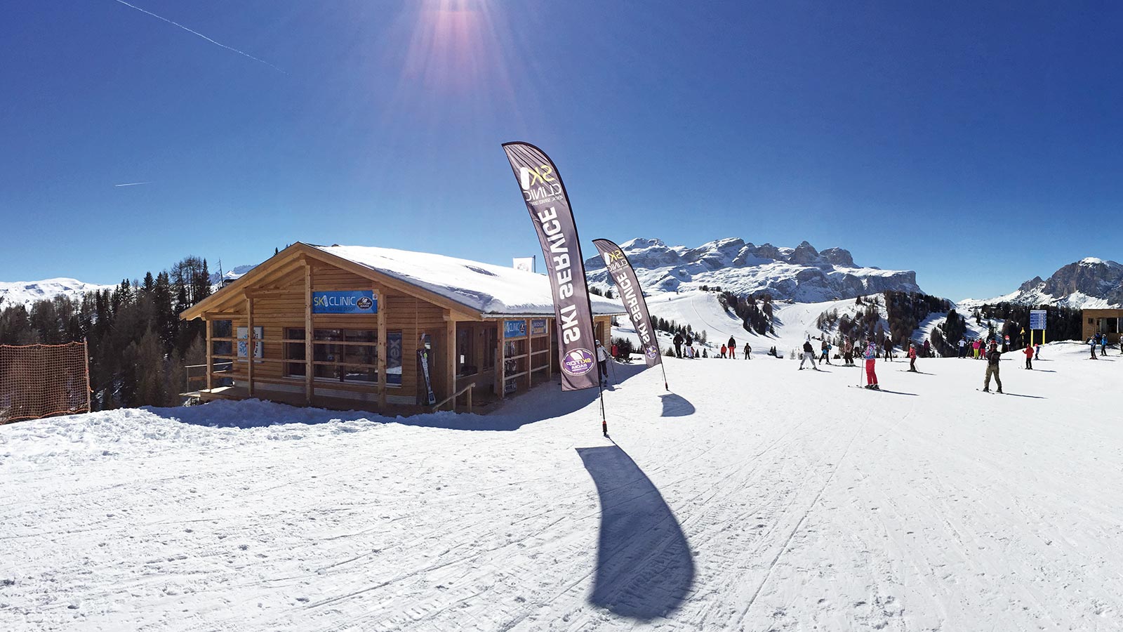 Rifugio Piz Sorega recentemente ristrutturato e rimodernato, affianco alla nuova cabinovia Piz Sorega